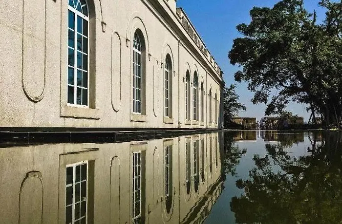 London 2* Macao