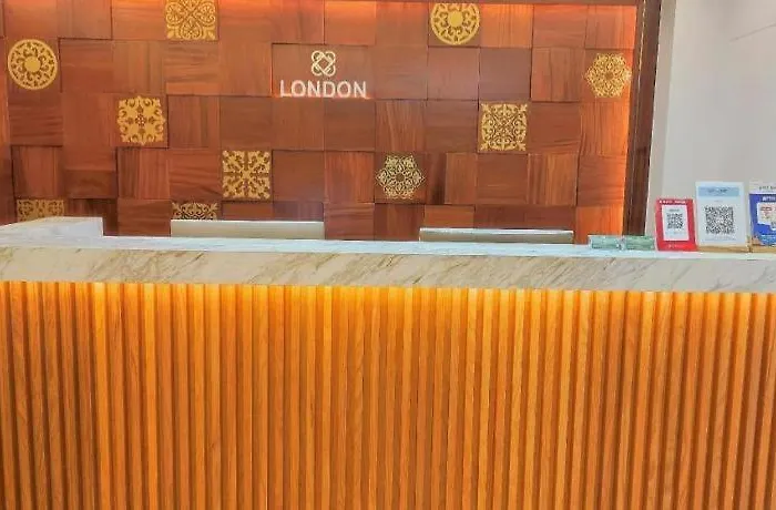Hotel London